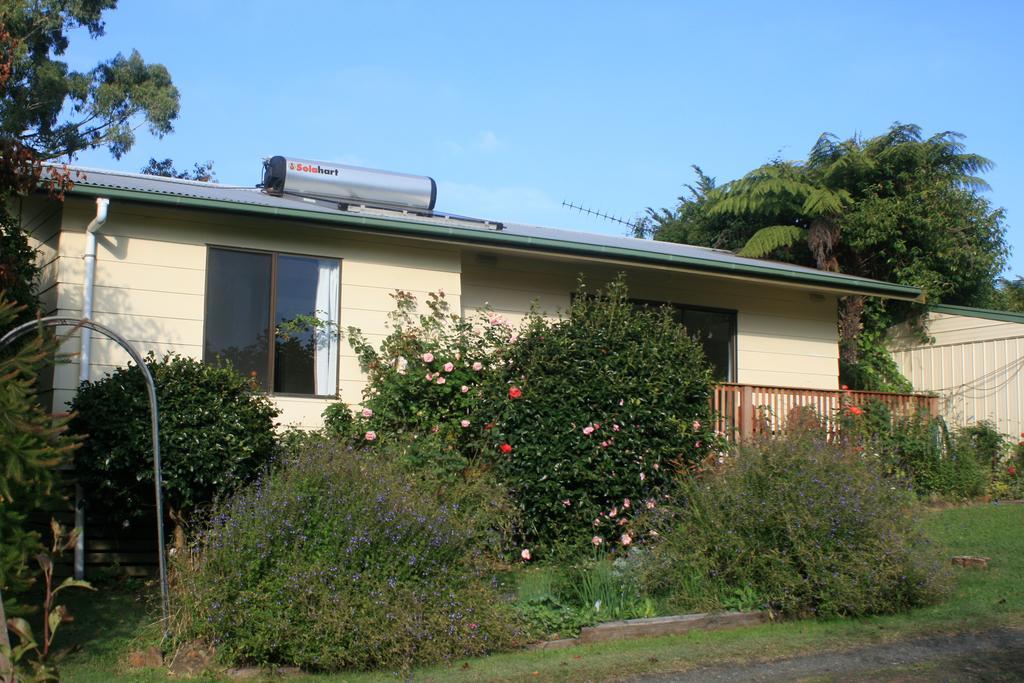 Strathmore Farm B&B Mirboo North Bagian luar foto