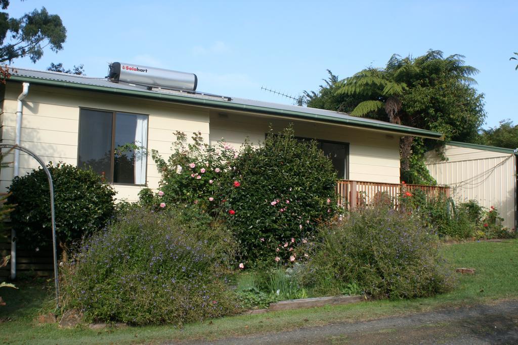 Strathmore Farm B&B Mirboo North Bagian luar foto
