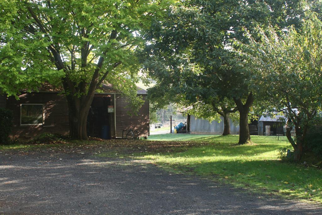 Strathmore Farm B&B Mirboo North Bagian luar foto